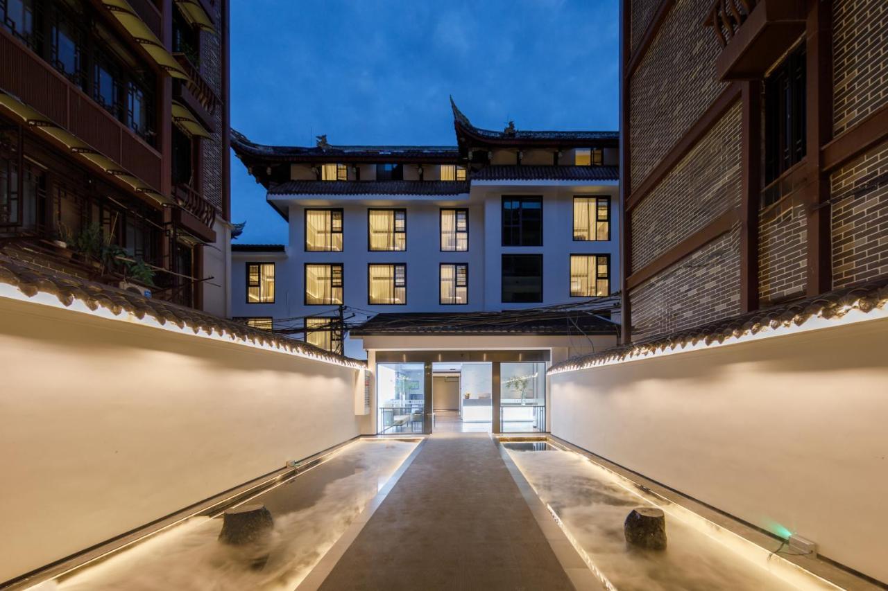 Gongxili - Xige Hotel Free Welcome Tea And Dessert Chengdú Exterior foto