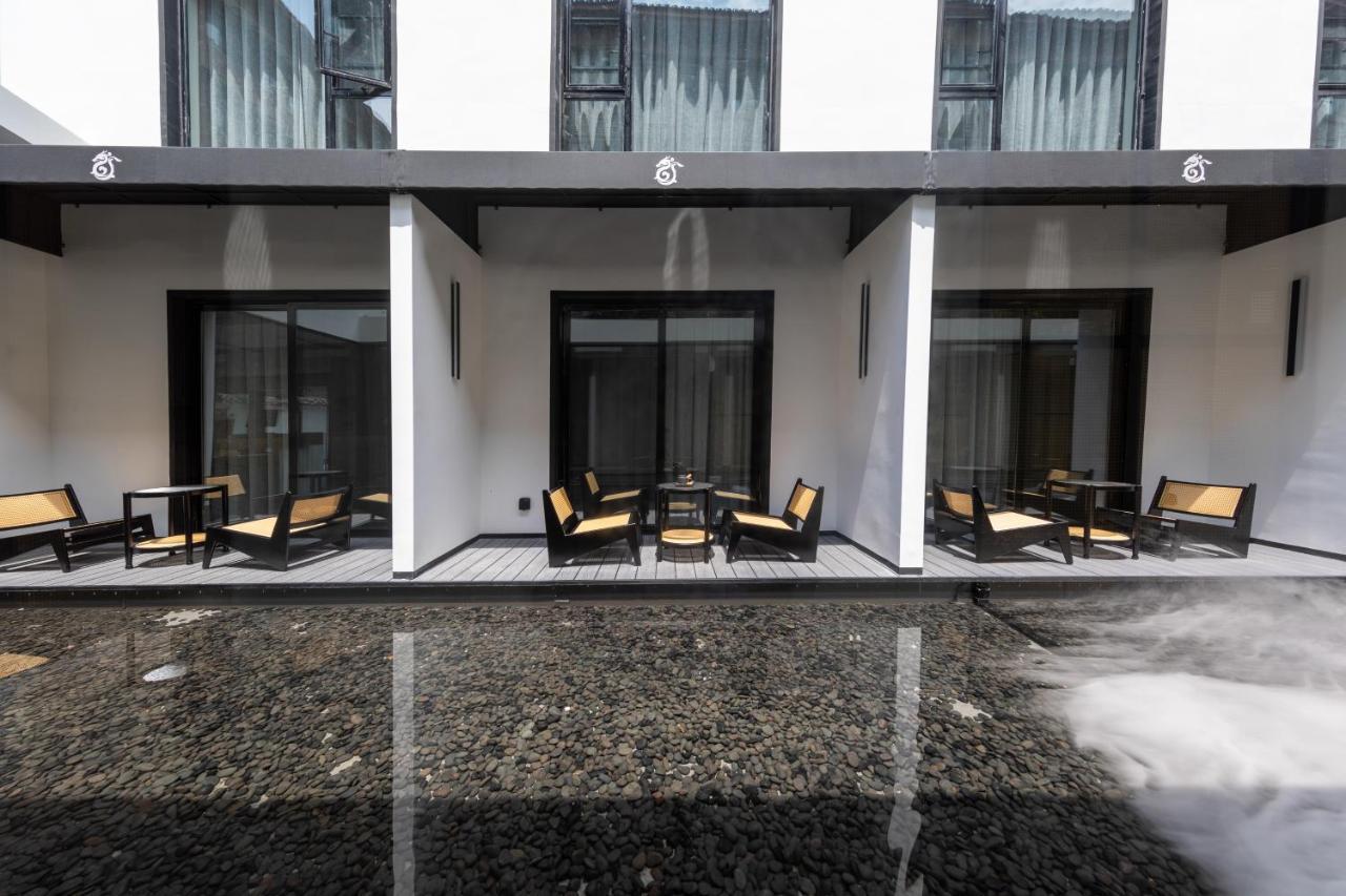 Gongxili - Xige Hotel Free Welcome Tea And Dessert Chengdú Exterior foto